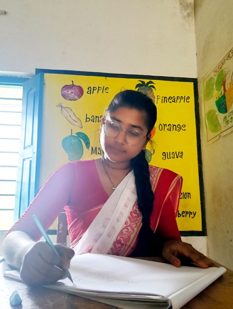 Moupriya Dalui college student and unique Bengali reels content creator